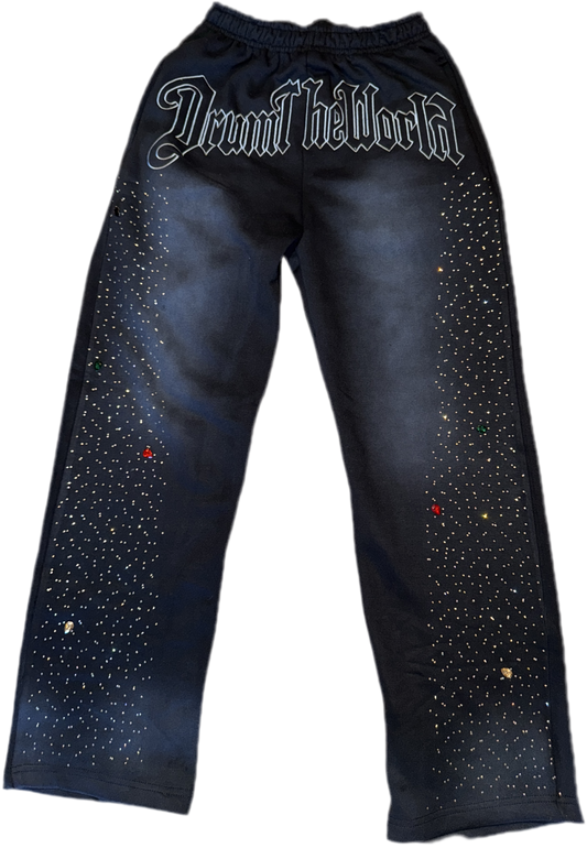 𝔻𝕋𝕎 " 𝕄𝕠𝕠𝕟𝕗𝕒𝕕𝕖 𝔹𝕝𝕒𝕔𝕜" 𝕊𝕨𝕖𝕒𝕥𝕡𝕒𝕟𝕥𝕤